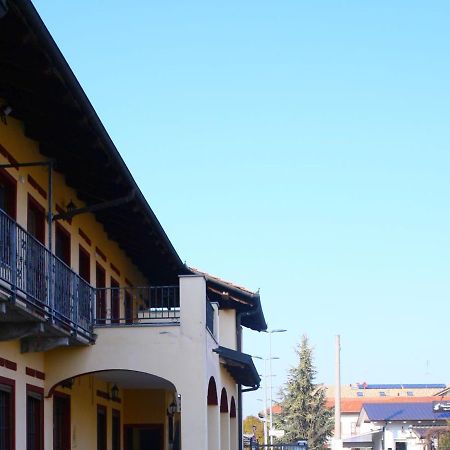 Albergo Vecchio Pavone Borgaro Torinese Bagian luar foto